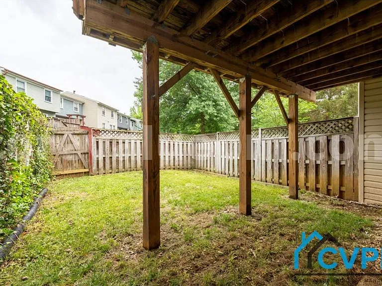 1617 Mount Airy Ct — Photo 26