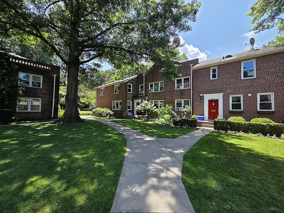 4601 Henry Hudson Pkwy #C5