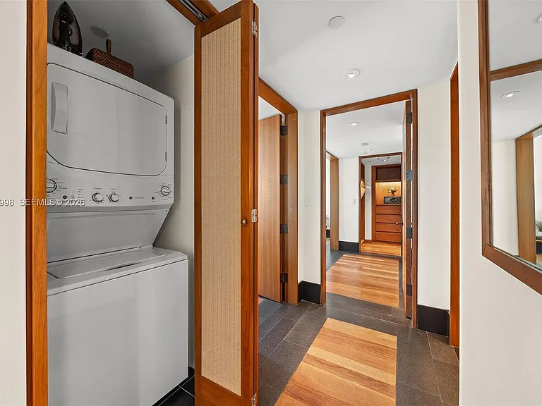 101 20th St #2404 — Photo 31
