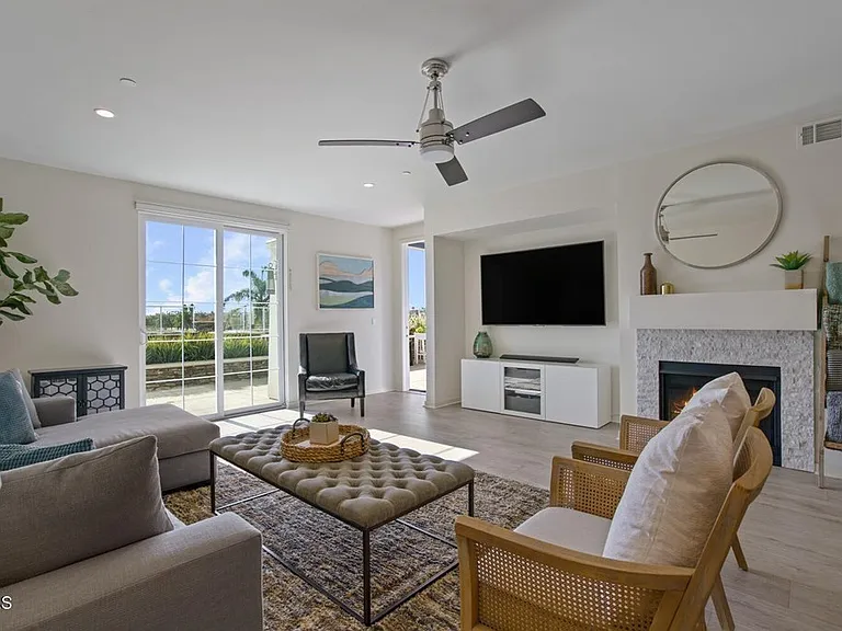 Tradewinds Dr — Photo 23