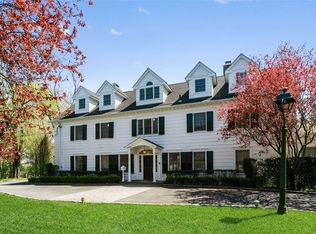 187 Hewlett Neck Rd, Woodmere, NY 11598