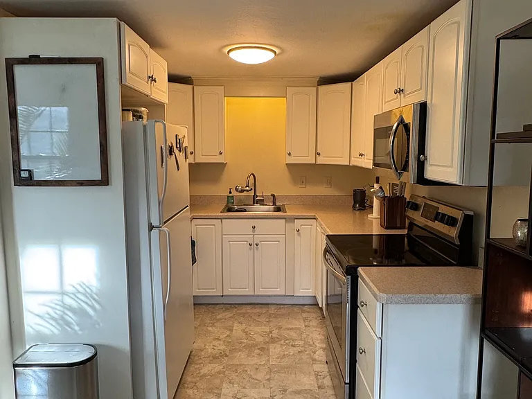 78 Center St #2-10 — Photo 5