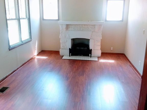 Formal Living Room 12X 18