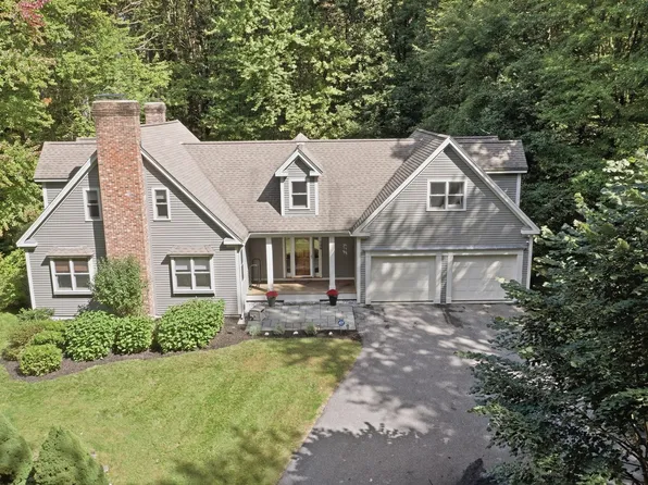 106 Green Rd, Bolton, MA 01740