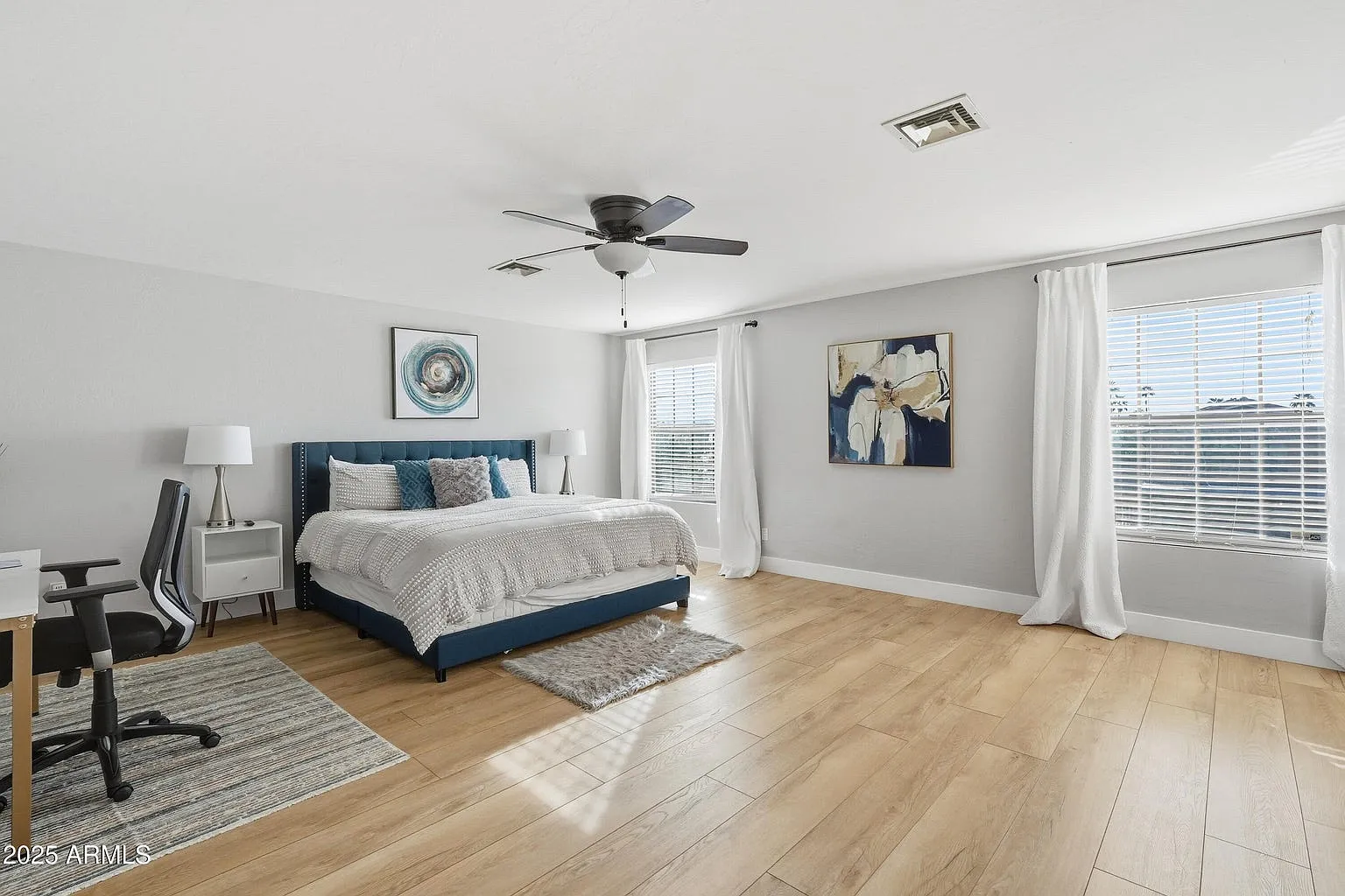 E Angela Dr, Scottsdale — Photo 3