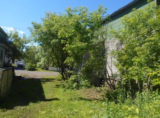 25950 Cedar St, Calumet, MI 49913
