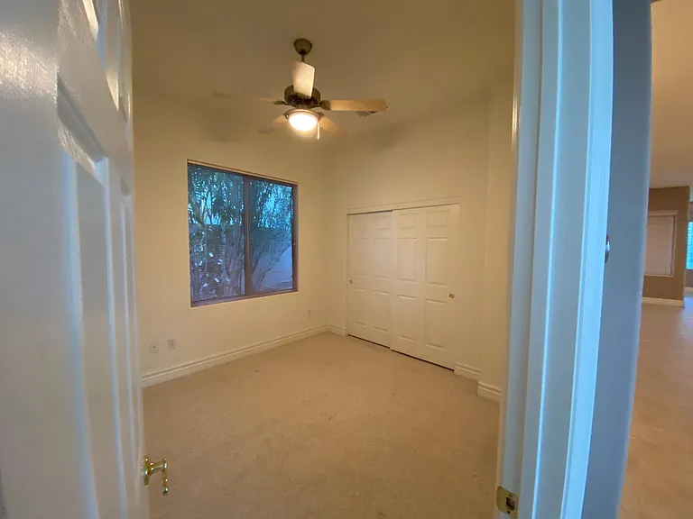 386 Apple River Ct — Photo 10