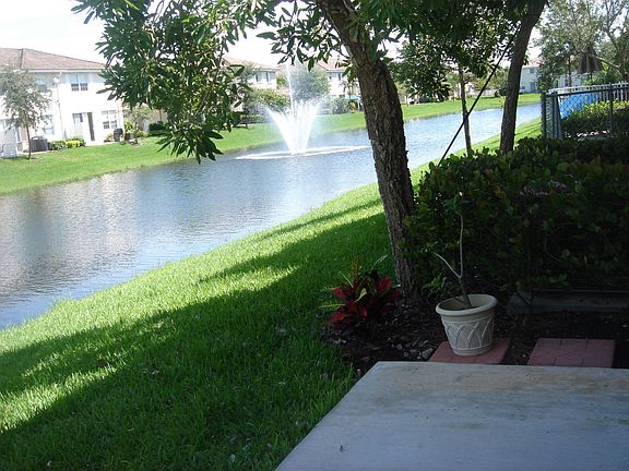5th image of 4032 NW 92nd Ave
