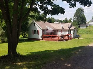 283 Jasper St, Ishpeming, MI 49849