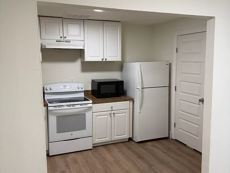 120 Parma Ave — Photo 1