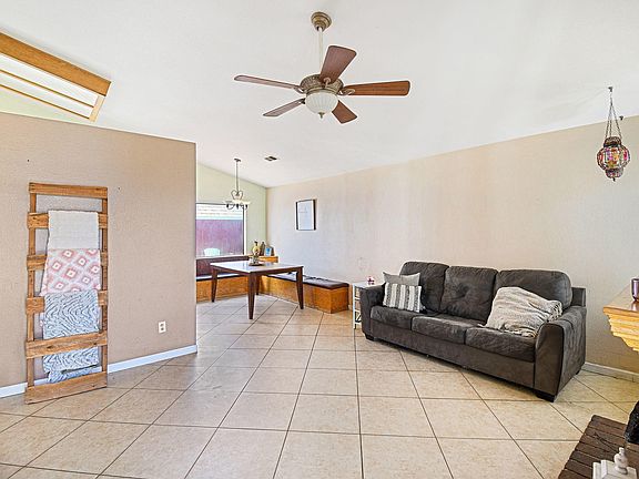 5th image of 43662 San Francisco Ave