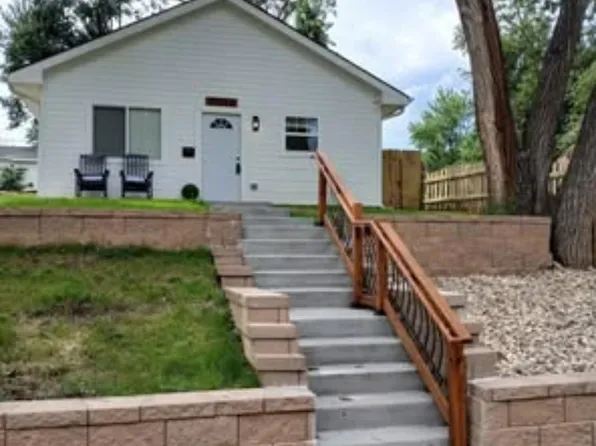 2730 S 12th St, Omaha, NE 68108