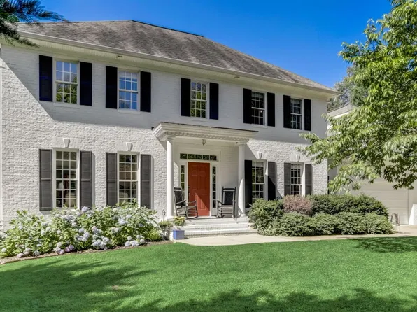 219 Emerson Dr, Mebane, NC 27302