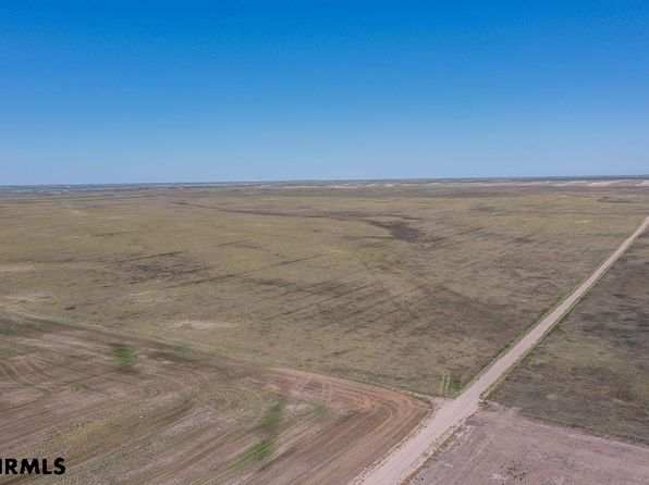 Road 27 W, Bushnell, NE 69128