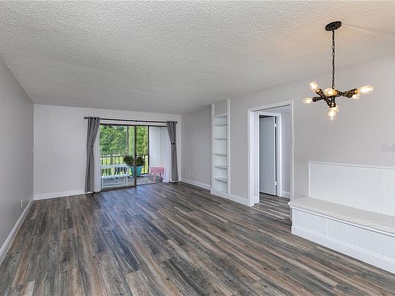 2nd image of 13626 Greenfield Dr APT 209