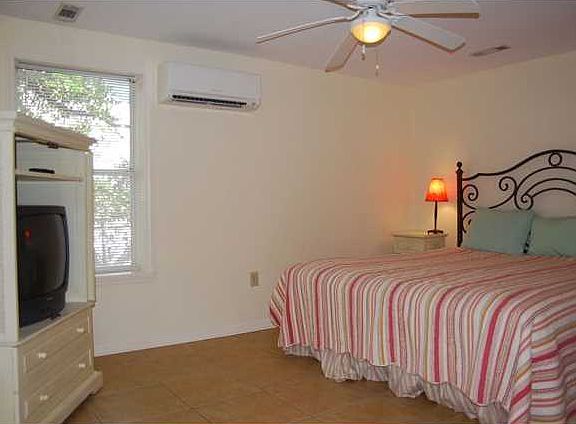 2nd image of 1100 Pavilion Dr APT 109