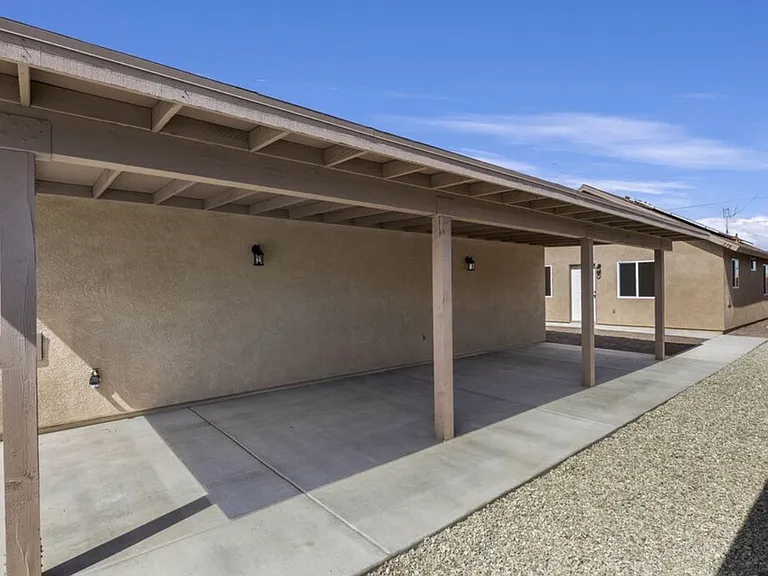 386 E Heil Ave — Photo 13