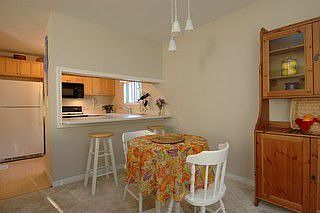 5th image of 376 Sandhurst Cir #21-6