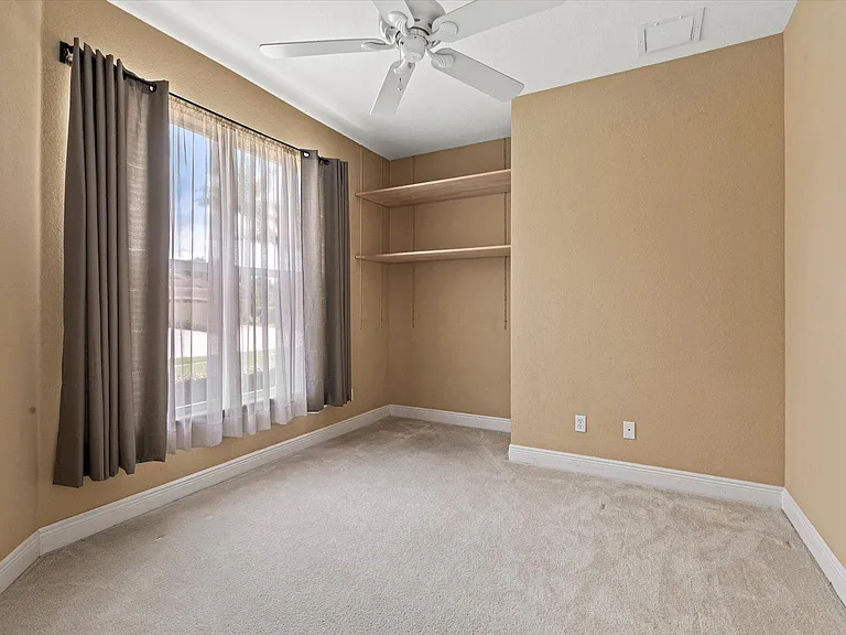 4331 Turnberry Cir — Photo 14