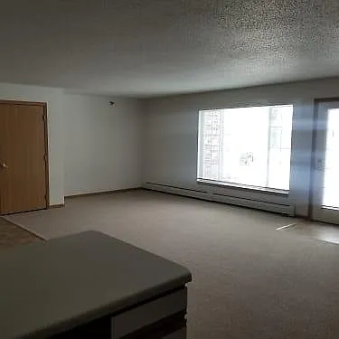 Nature's Edge Apartments — Photo 7