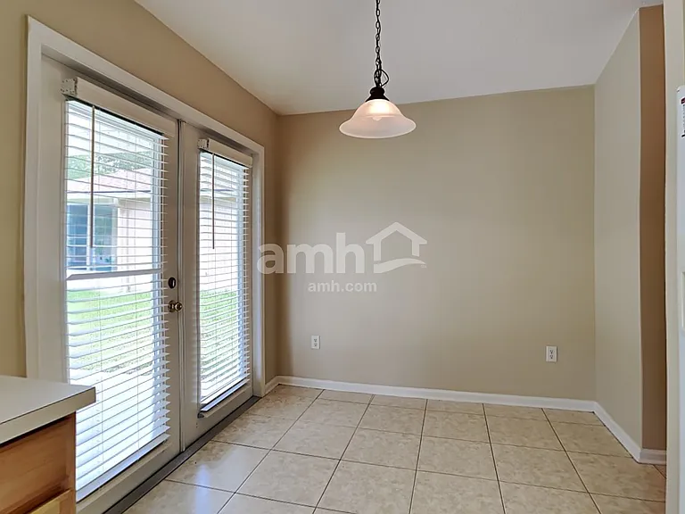 2140 Creekmont Dr — Photo 5