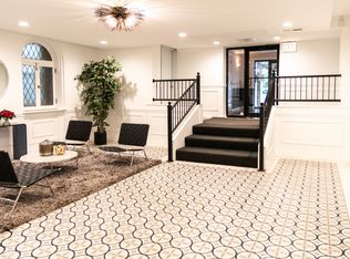 940 W Winona St APT 709, Chicago, IL 60640