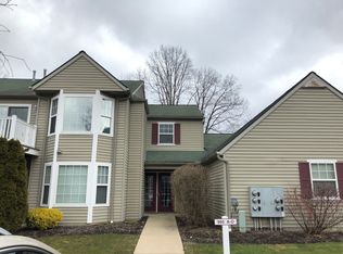 995 Canyon View Rd #995B, Northfield, OH 44067