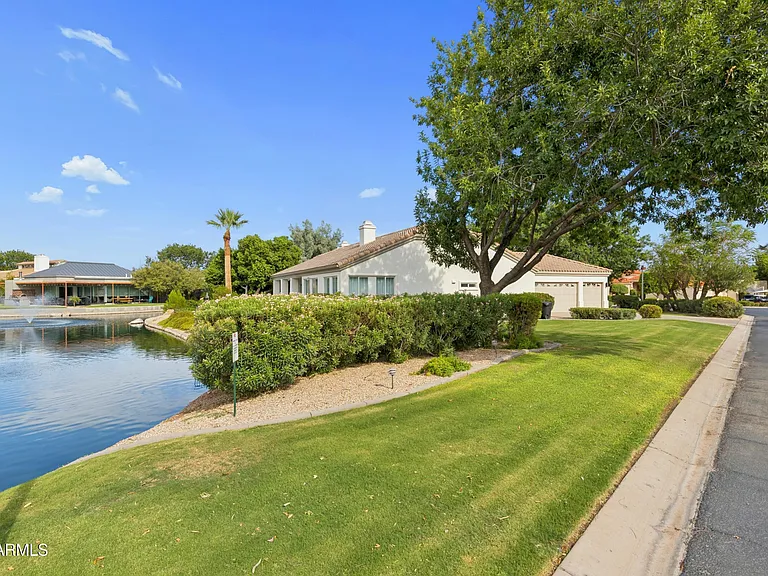 1465 W Island Cir — Photo 113