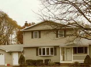 1533 Pearl St, Vestal, NY 13850