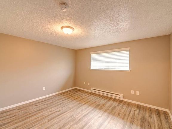3rd image of 4104 84th Avenue Ct E #4104