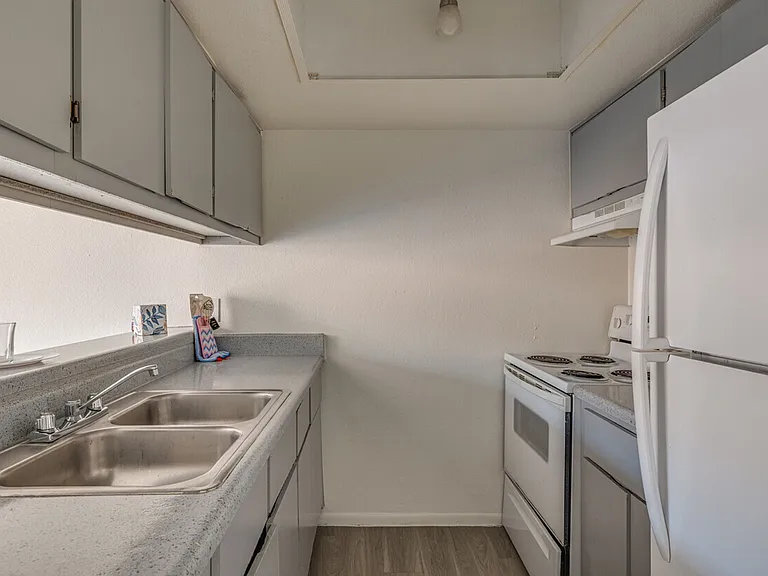 Casa Sol Apartments — Photo 6