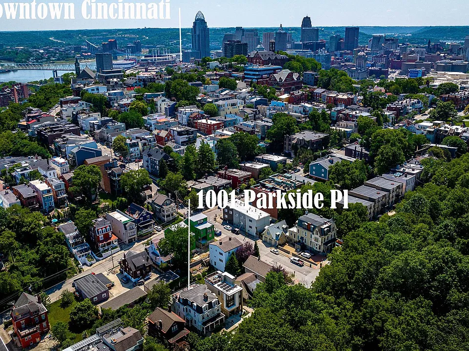 1001 Parkside Pl