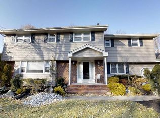 162 Mundy Ave, Edison, NJ 08820