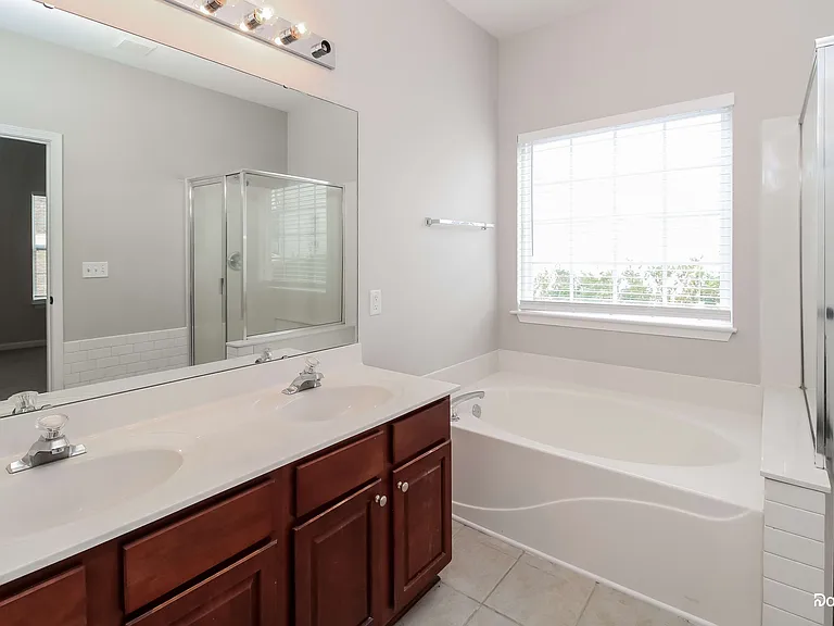 4444 Alexander Rd — Photo 9