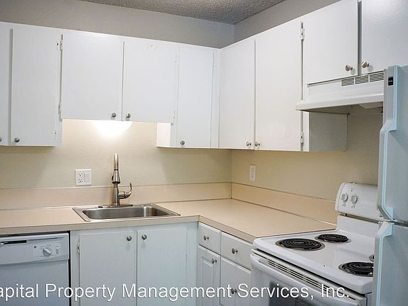 5th image of 1517 SE Stark St #7246671