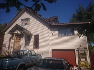 6752 17th Ave NW, Seattle, WA 98117