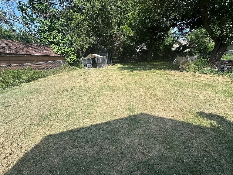 904 S Cherry St — Photo 14