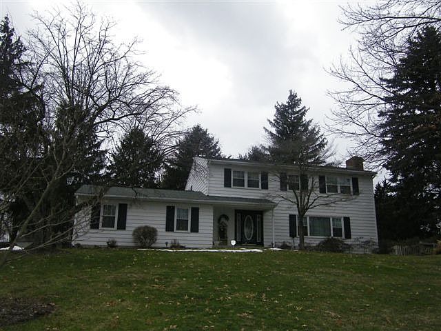 1st image of 109 Applewood Dr