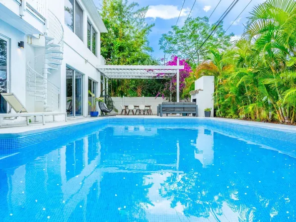 234 Gregory Rd, West Palm Beach, FL 33405