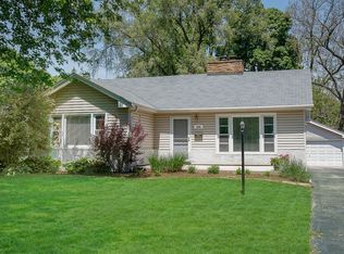 225 W Park Ave, Wheaton, IL 60189