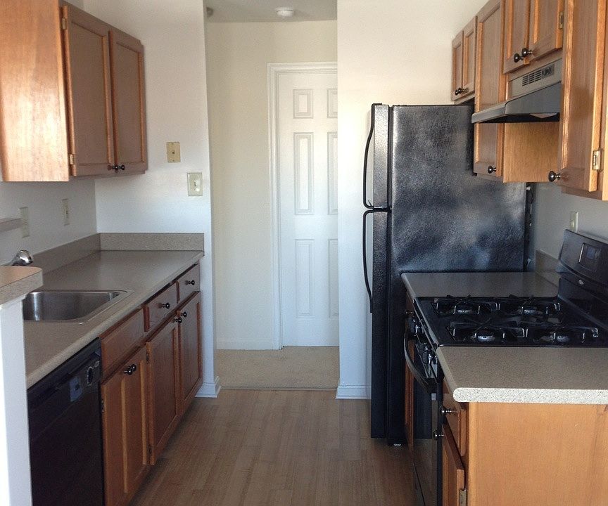 1st image of 15301 Gable Ridge Ct APT C