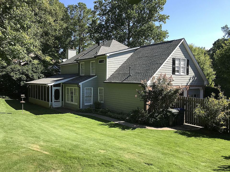 2nd image of 1817 N Chestnut Grove Dr