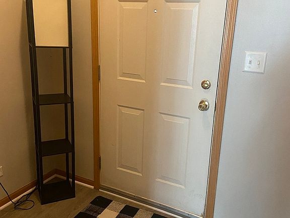4th image of 4566 Camden Ln Unit D