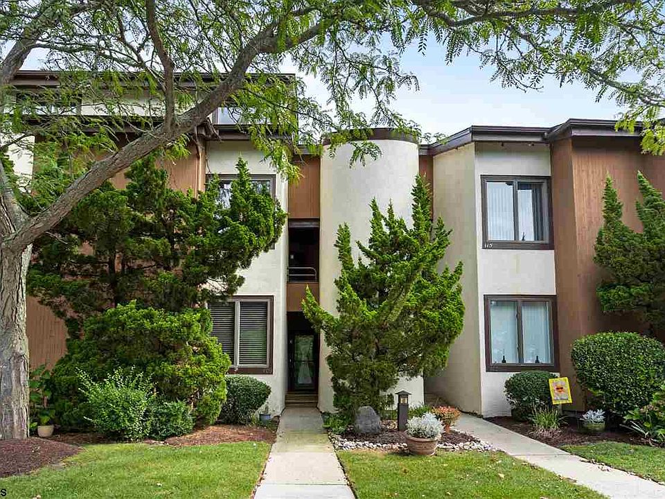 1st image of 111 Breton Ct #111