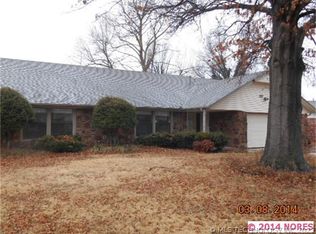 8318 E 107th Pl, Tulsa, OK 74133