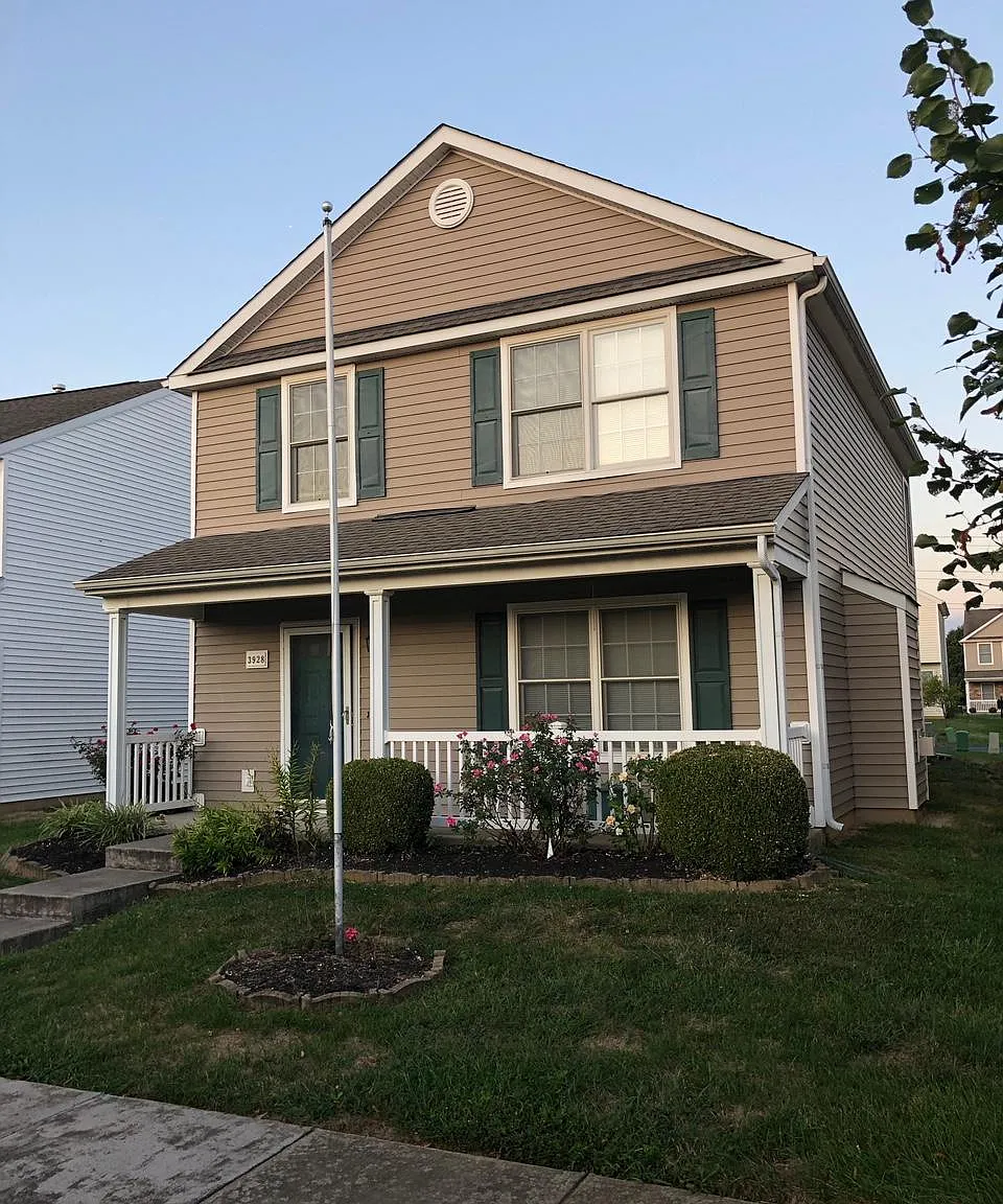 3 bed, 2.5 bath, 1600 sqft, $1,850 — Photo 1
