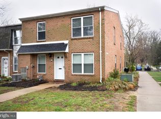 1017 Harbour Dr, Palmyra, NJ