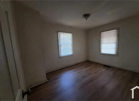 3 bed, 992 sqft, $1,250 — Photo 4