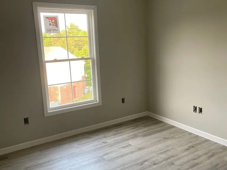 23 Triple Crown Dr — Photo 6