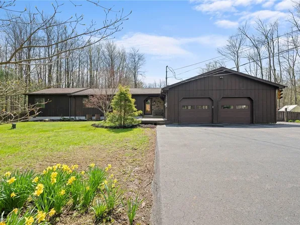 12435 Pearl Rd, Chardon, OH 44024